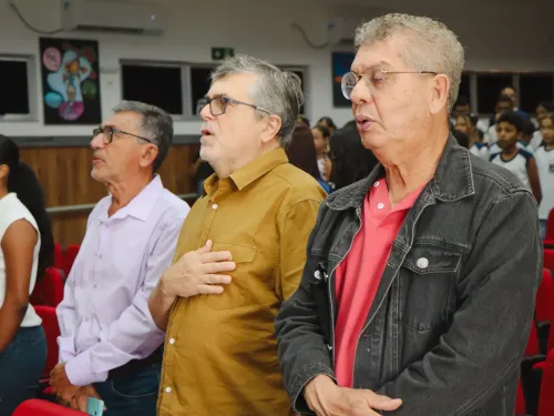 Visita ao colégio estadual de Condeúba — foto 12