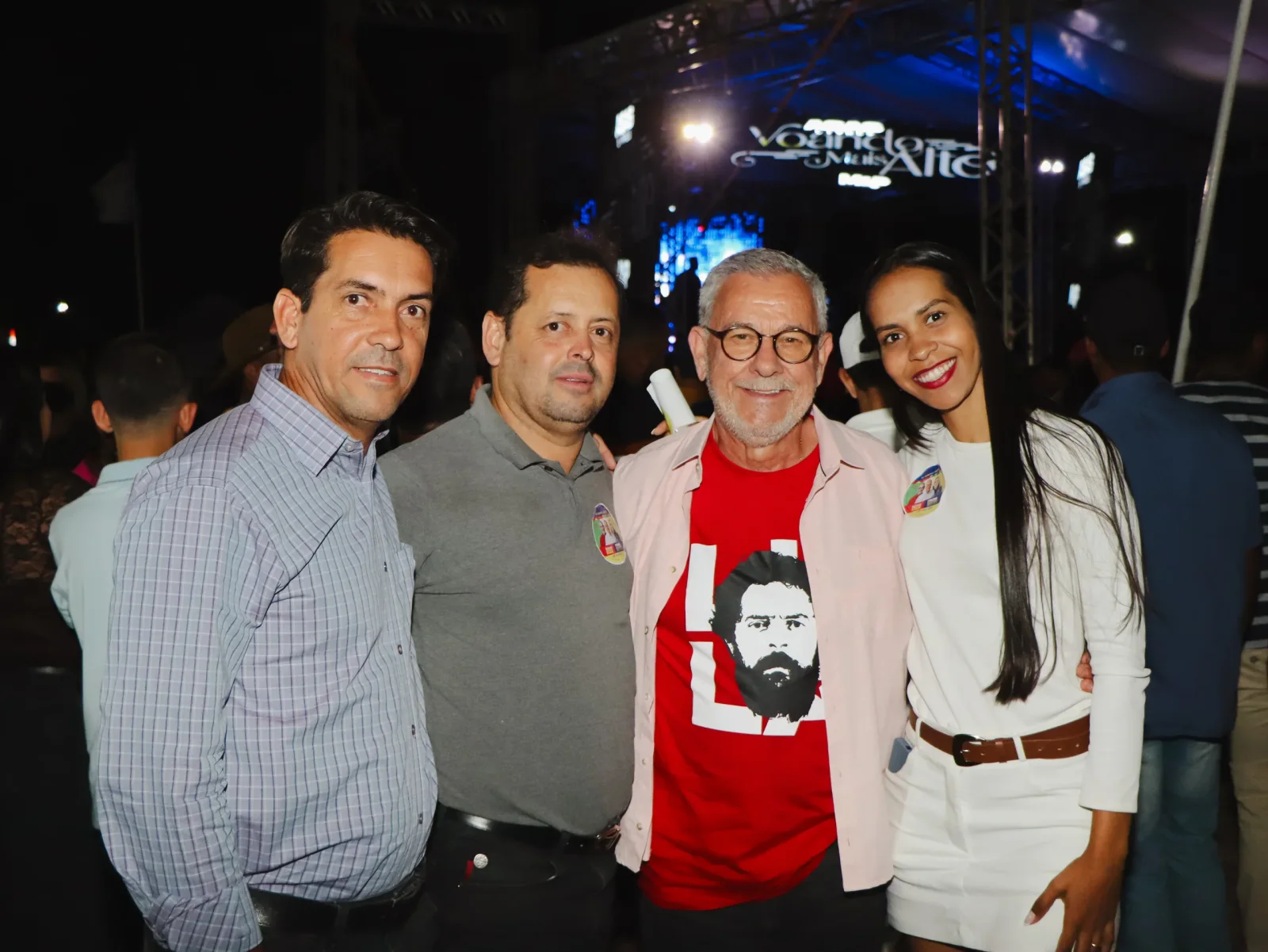 Festa no distrito de Pajeú