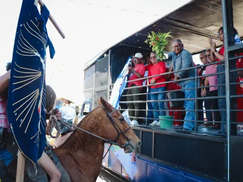 Chegada das Bandeiras em Lucaia — foto 7