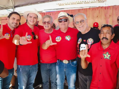 Chegada das Bandeiras em Lucaia — foto 38