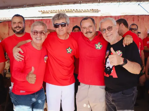 Chegada das Bandeiras em Lucaia — foto 47