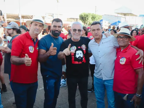 Chegada das Bandeiras em Lucaia — foto 85