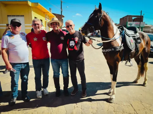 Chegada das Bandeiras em Lucaia — foto 93