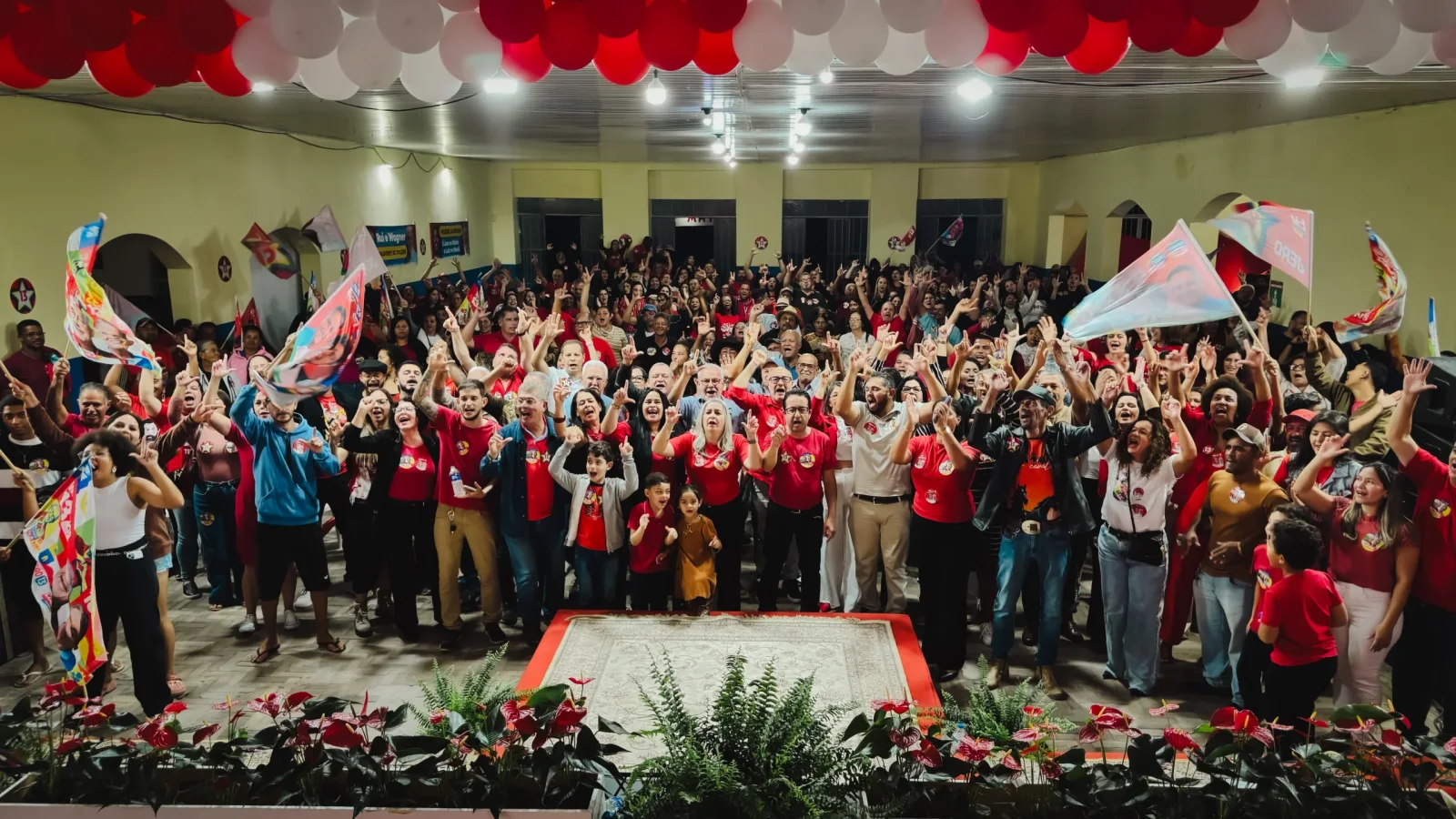 Encontro com a militância em Poções