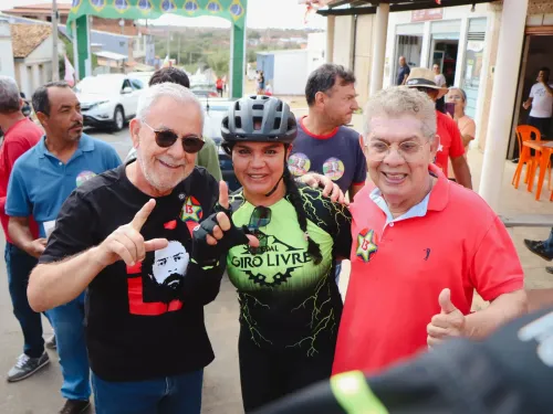 Visita a feira do distrito de Bate Pé — foto 39
