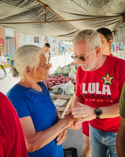 Reunião e caminhada na feira com Gil Rocha — foto 140