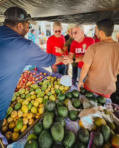 Reunião e caminhada na feira com Gil Rocha — foto 143