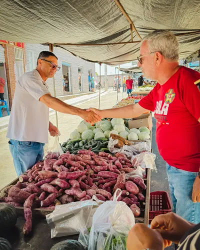 Reunião e caminhada na feira com Gil Rocha — foto 144