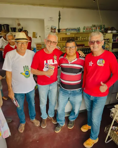 Caminhada no comércio de Ibiassuce — foto 12