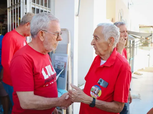 Caminhada no comércio de Ibiassuce — foto 15