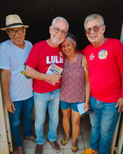 Caminhada no comércio de Ibiassuce — foto 19