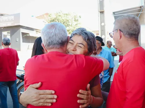 Caminhada no comércio de Ibiassuce — foto 28