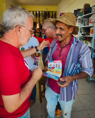 Caminhada no comércio de Ibiassuce — foto 33