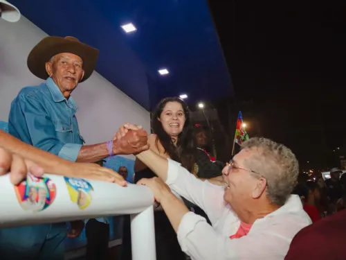 Comício do Jero em Poções — foto 19