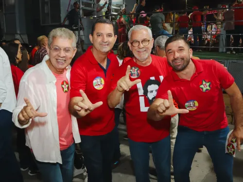 Comício do Jero em Poções — foto 44