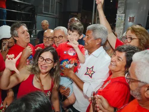 Comício do Jero em Poções — foto 52