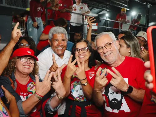 Comício do Jero em Poções — foto 77
