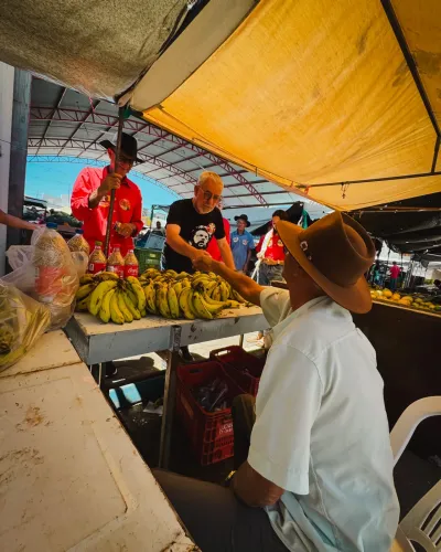 Visita a feira de Tanque Novo — foto 17