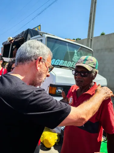 Caminhada na feira — foto 11