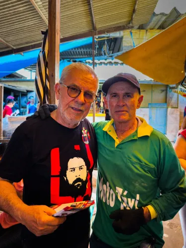 Caminhada na feira — foto 16
